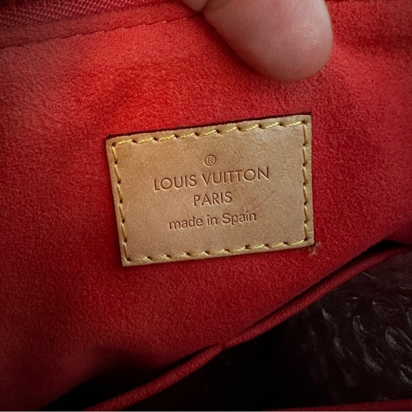 Louis Vuitton Pre-Owned
2016 Monogram Pallas MM satchel - Picture 14 of 16